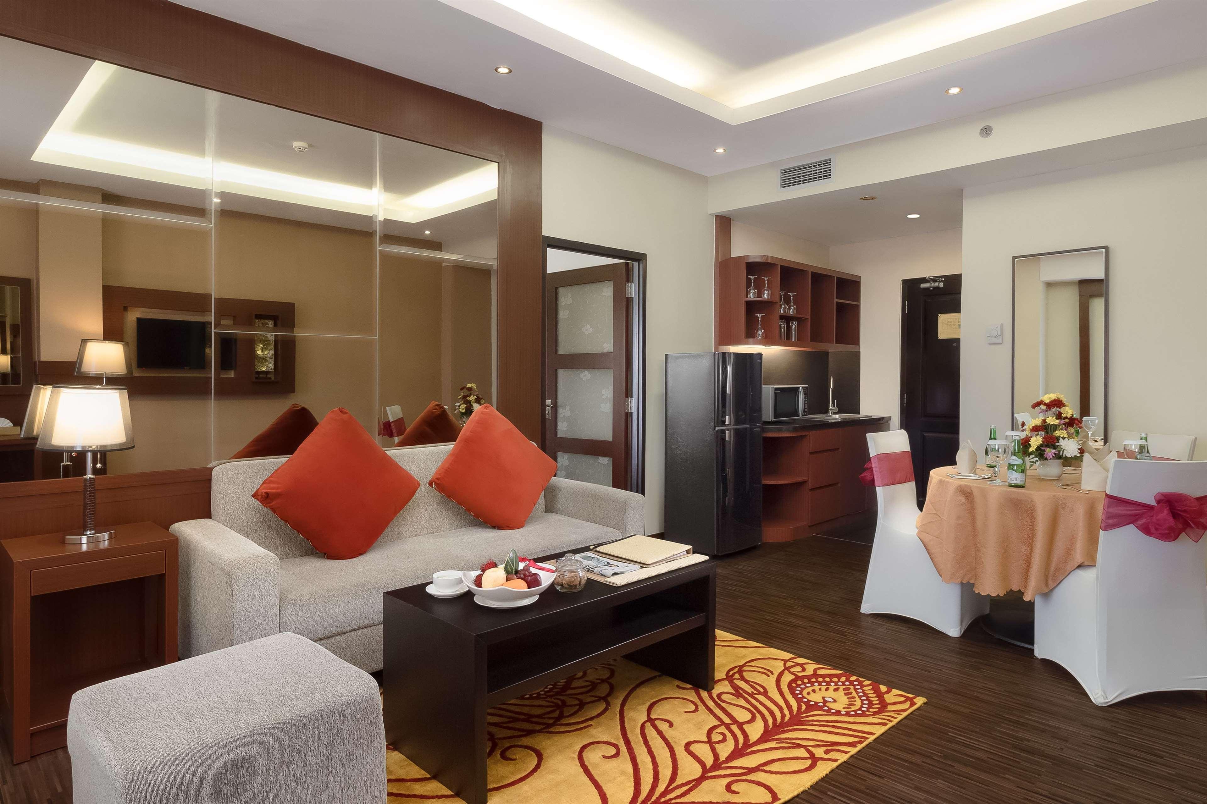Western 4* Makassar